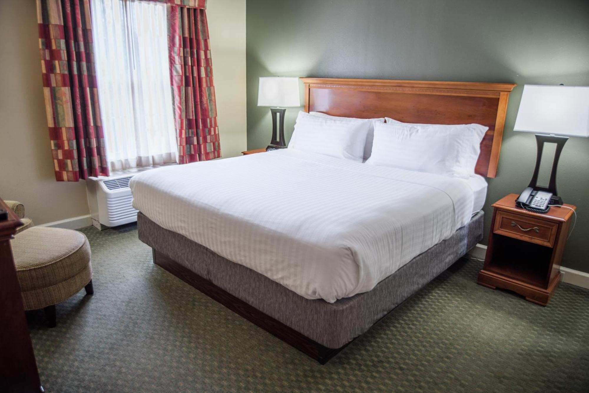 Holiday Inn Express Hotel & Suites Conover - Hickory Area By Ihg מראה חיצוני תמונה