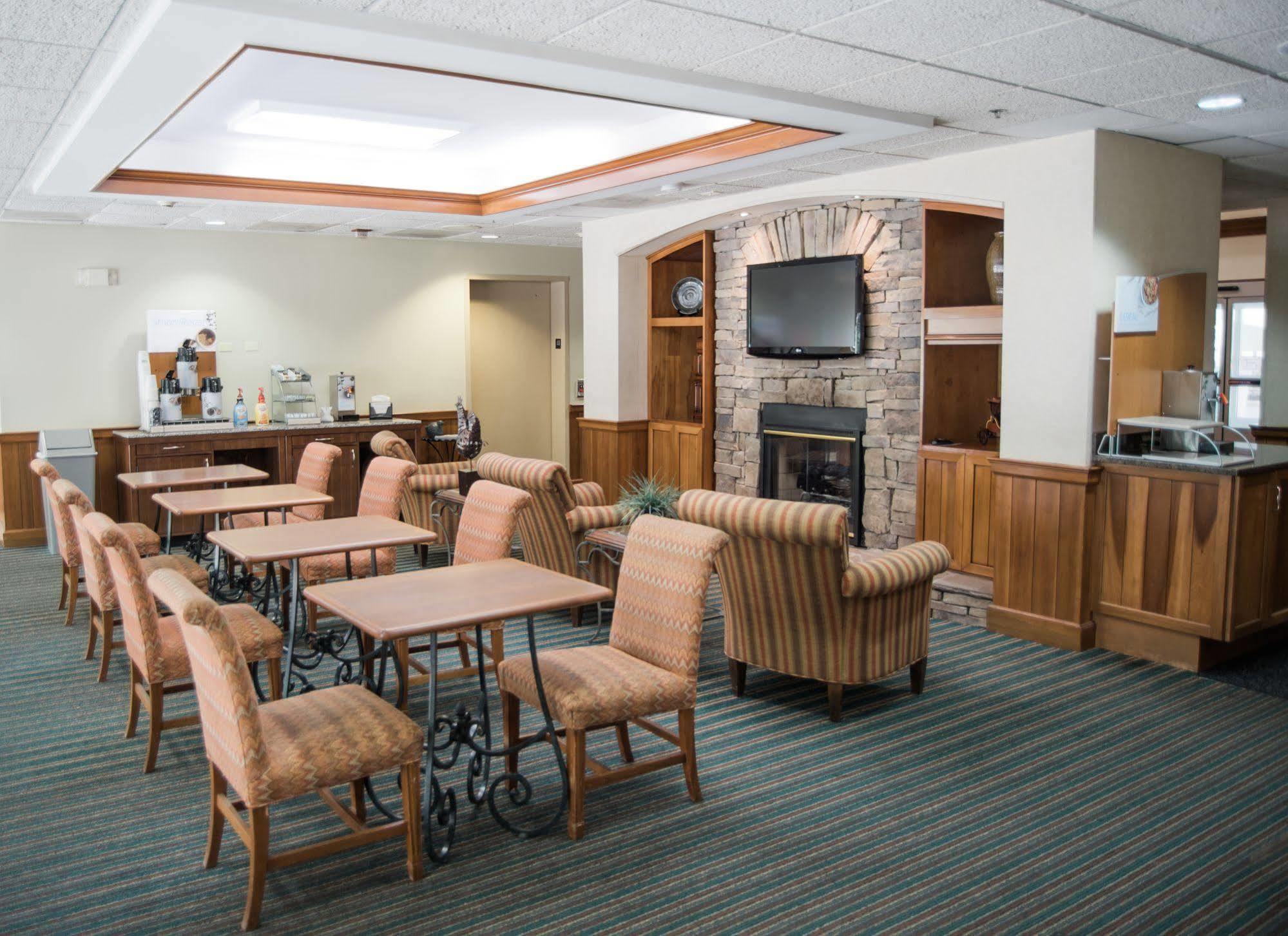 Holiday Inn Express Hotel & Suites Conover - Hickory Area By Ihg מראה חיצוני תמונה